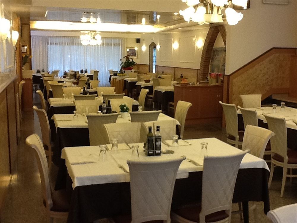 Hotel Belfiore Salzano Экстерьер фото